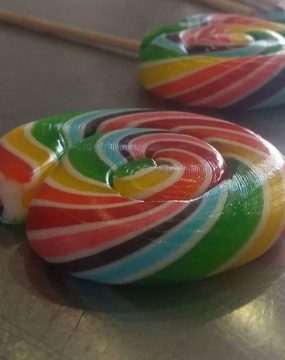 Rainbow Lollipop 5-6 cm 1,20€
