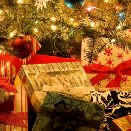 Χαρίστε στους αγαπημένους σας τα πιο ιδιαίτερα Χριστουγεννιάτικα δώρα